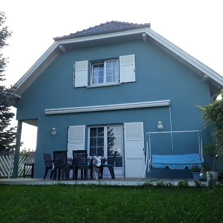 La Maison Des Merles *